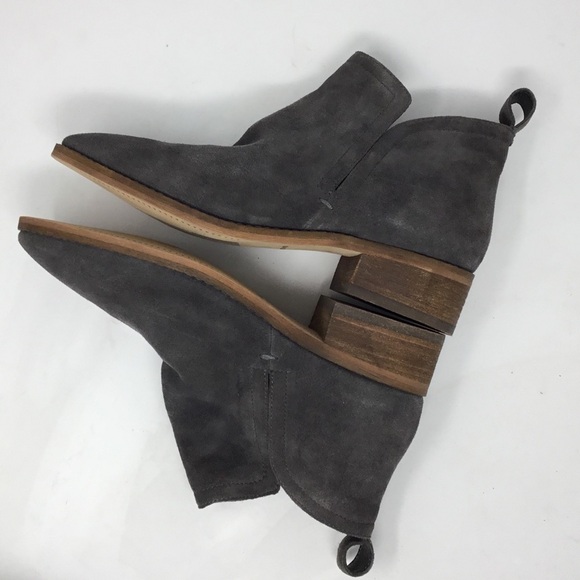 Dolce Vita Tessey Gray Suede Elastic Pull On Ankle Boots - Picture 5 of 10